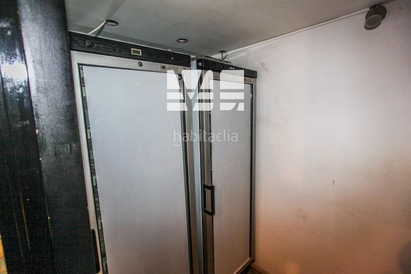 Foto a4d17901-a897-47a8-ba54-9c4e6883b710. Local comercial a Calafell platja Calafell