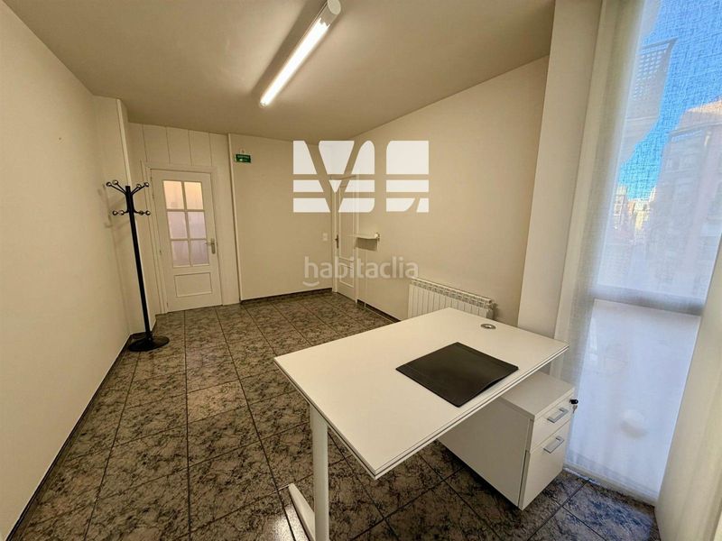 Foto 1e350b03-6862-4109-a62f-98621ff952d4. Pis amb calefacció aparcament a Centre Vendrell (El)