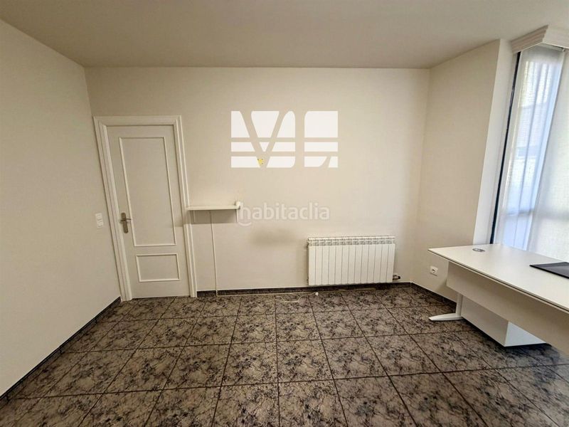 Foto bee3a0c4-d52a-4372-8d16-d7b6179feac9. Pis amb calefacció aparcament a Centre Vendrell (El)