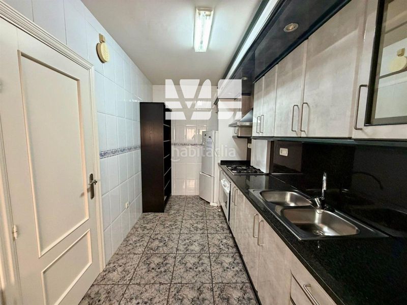 Foto f376f532-1c0a-4a4c-9dfb-0627473c9801. Pis amb calefacció aparcament a Centre Vendrell (El)