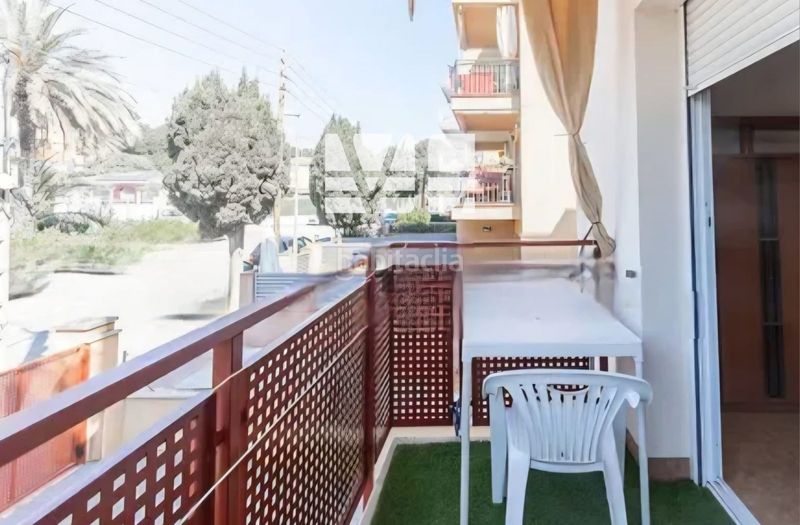 Foto ad9de70a-131e-43d3-a1e2-6836da1c548c. Flat with heating parking in Cunit residencial Cunit