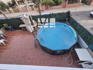 Apartament  Alemanya. Piso 3 hab. con terraza de 100 m en segur de calafell