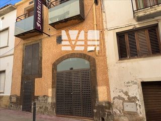 Casa a schiera  Carrer de sant isidre, 15. Oportunidad ! vivienda unifamiliar adosada