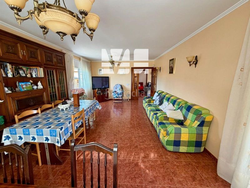 Foto 673a49ab-09e6-4e6c-8b08-b60b4235aff3. Chalet dans Centre Vendrell (El)