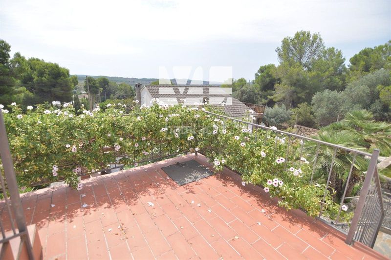 Foto 3444e68c-6e49-458f-9285-f28268ac239a. Haus mit pool in Montmell (El)
