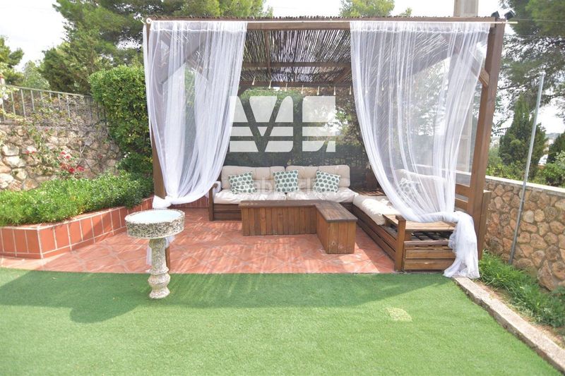 Foto 49f5ce04-ff09-401b-88a3-2289a80a6abc. Haus mit pool in Montmell (El)
