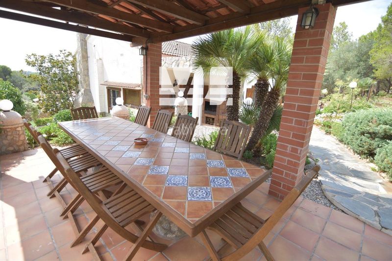Foto 7043cec1-4a18-45d7-9e19-a7fe9d5be184. Haus mit pool in Montmell (El)