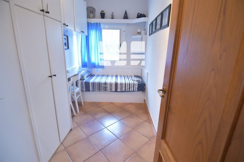 Foto b8bc7287-d91a-4bc2-b3d1-6a45159e35d9. Haus mit pool in Montmell (El)