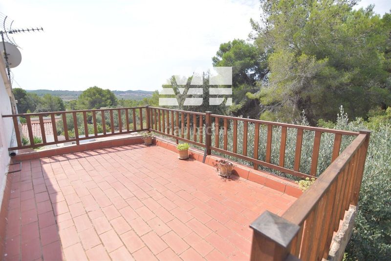 Foto bef96801-2ee3-48fe-a8ef-a520938a3641. Haus mit pool in Montmell (El)