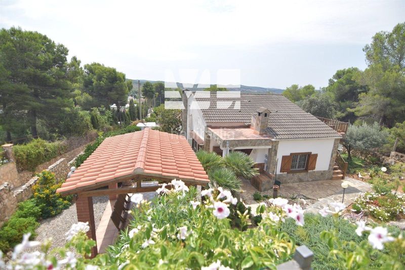 Foto d2f7de91-dde7-4121-8b16-b986ce079764. Haus mit pool in Montmell (El)