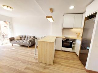 Apartamento en Avenida gamonal. Apartamento reformado y con vistas al mar