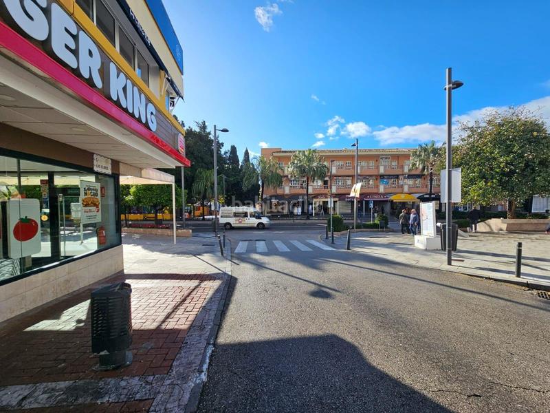 Foto 6bc633ff-babf-4068-94ae-a93575426989. Alquiler local comercial en avenida constitucion 8 en Benalmádena
