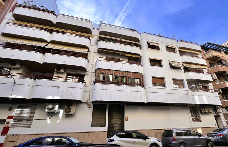 Foto 6edb4adf-9fac-4caa-ae90-f864d3970a46. Pis a Orihuela ciudad Orihuela