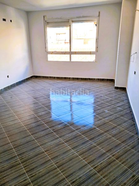 Foto e5afa902-9d03-4847-9765-4ac5ac99c094. Casa adossada a Bigastro