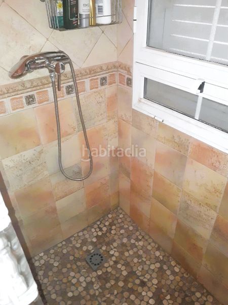 Foto 5df41837-4a82-41fd-aeaa-ac57b51394fa. Casa adossada amb xemeneia a Playa de los Náufragos Torrevieja