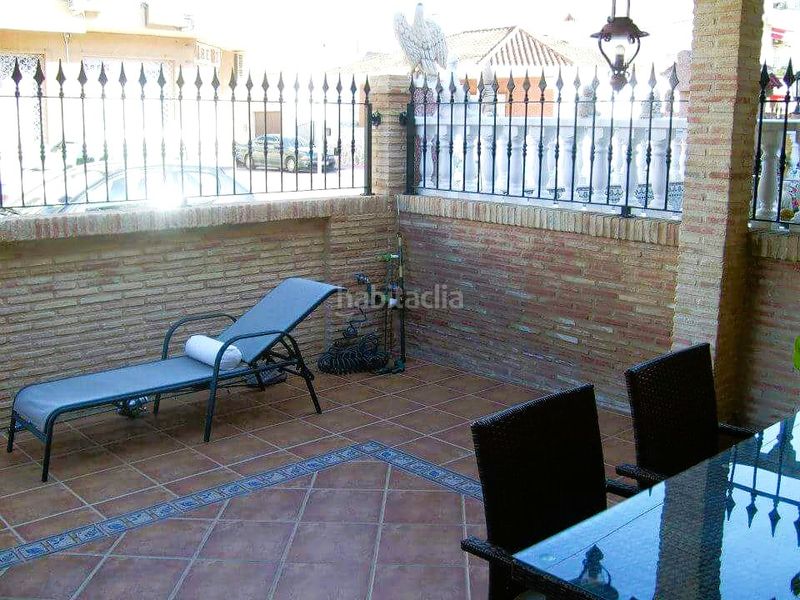 Foto 79077109-ea05-4ee5-b332-7c46920d3bfa. Casa adossada amb xemeneia a Playa de los Náufragos Torrevieja