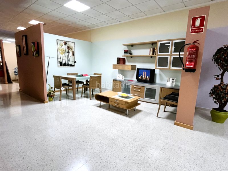 Foto db72a676-7dae-4e75-bfa2-add8cf404aab. Local comercial a Redován
