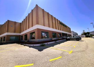 Geschäftsraum  Avenida de alicante. Locales industriales y comerciales en venta en redován, alicante