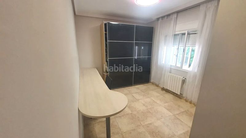 Foto d021da52-a144-4bd3-ae25-85895cf3dd78. Xalet amb calefacció aparcament piscina a Barcience