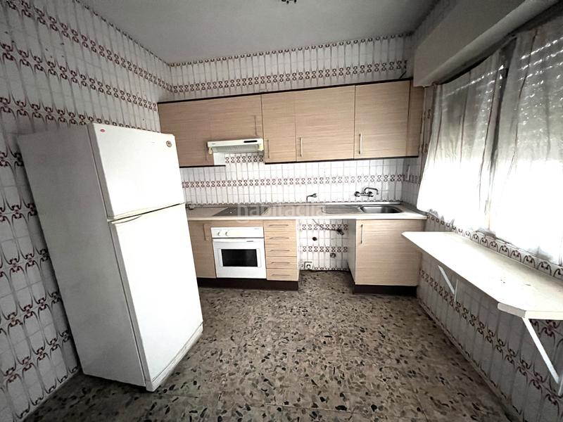 Foto e6f4367e-bc20-48d8-9cfd-208c8e2b813a. Pis a Santa Bárbara Toledo