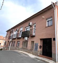 Duplex à Olías del Rey. Dúplex en venta c/. travesía carnicerías