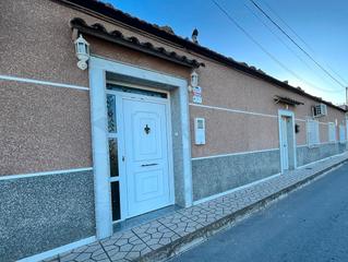 Casa adossada  Calle santísima trinidad. Casa & chalet en venta, graja rocamora, alicante
