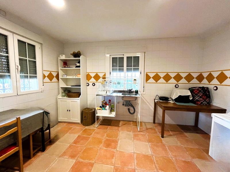 Foto 0b65ec40-8fba-47d4-9178-ddcbd3d22374. Masia amb xemeneia calefacció aparcament piscina a Santa Cruz del Retamar