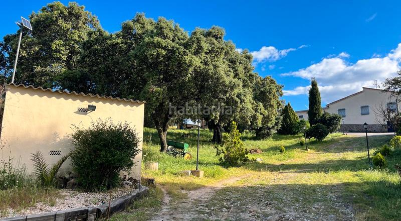 Foto 28d24bb6-3b09-40b7-8ee0-ece652092e1d. Masia amb xemeneia calefacció aparcament piscina a Santa Cruz del Retamar