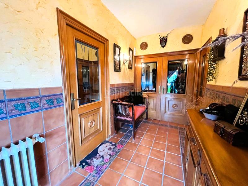 Foto e1118b3c-e385-4cfd-a0f7-c52ad9a27a10. Masia amb xemeneia calefacció aparcament piscina a Santa Cruz del Retamar