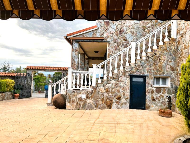 Foto eb9f3c66-068a-4641-993a-25902b40f5cb. Masia amb xemeneia calefacció aparcament piscina a Santa Cruz del Retamar