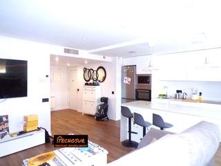 Appartement  Avenida de la universidad. Piso de 3 dormitorios (antes 4) con piscina, garaje y trastero e