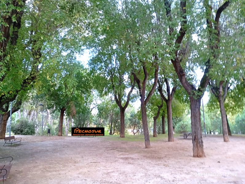 Foto 829f4955-618e-4681-acbf-0c4a3bb7f0b8. Pis amb calefacció aparcament a El Arroyo-La Fuente Fuenlabrada