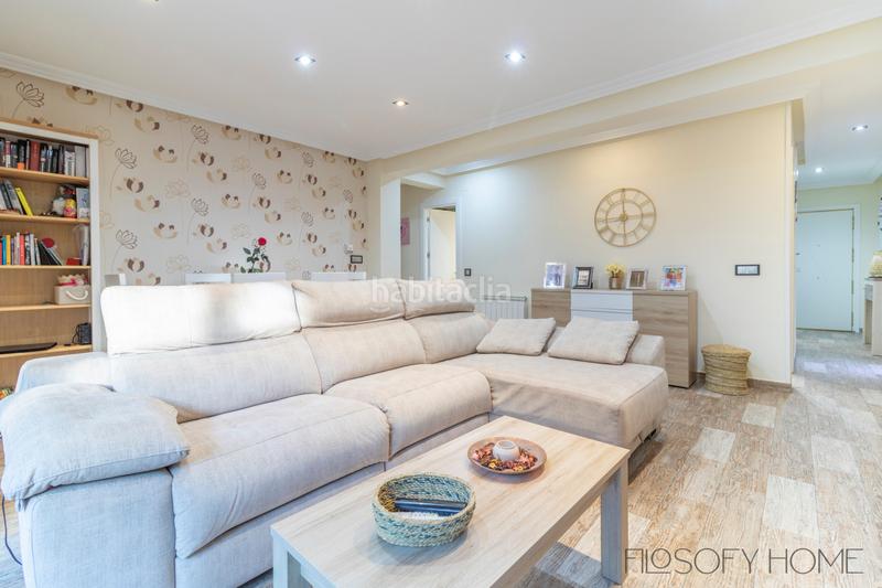 Foto 1267cc56-446e-49f9-9096-f89d1a40f5e8. Appartement dans avenida del niño jesús 3 dans La Poveda Arganda del Rey