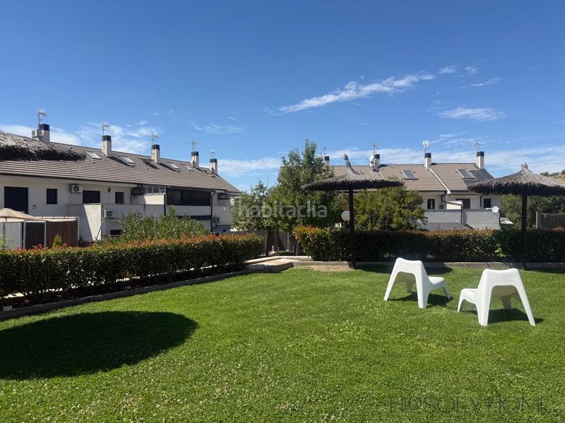 Foto f36e2a72-bccc-4f47-8c7d-6ca925b06e92. Casa adosada en Campo Real