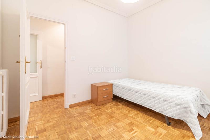 Foto e12103ae-04ad-4029-b8a3-1df7d8592422. Location appartement avec chauffage dans El Viso Madrid