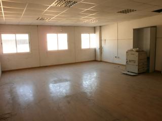 Alquiler Nave industrial  Carrer ca n'ermengol. Dues naus industrials en lloguer a can roqueta, sabadell – gran