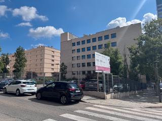 Terreny residencial a Carrer de l'abat escarré 2. Solar residencial en venta en el eix macià de sabadell