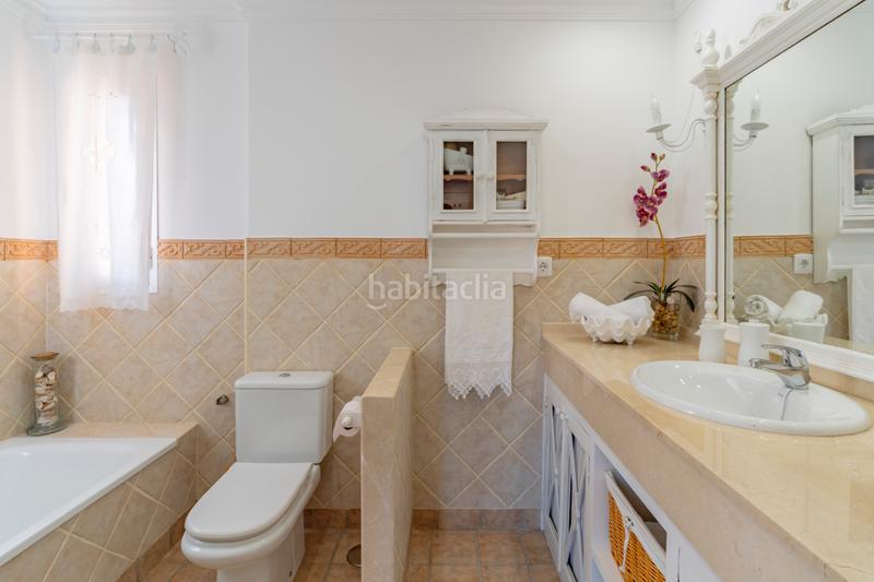 Foto 49acd4d7-f890-401d-849d-e8acaeb11e0d. Chalet con camino parcheggio piscina in campo de Mijas Mijas