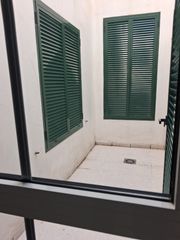 Miete Etagenwohnung in Calle tango herreño 13. Piso amplio 3 habitaciones, semiamueblado, la laguna, zona cerca