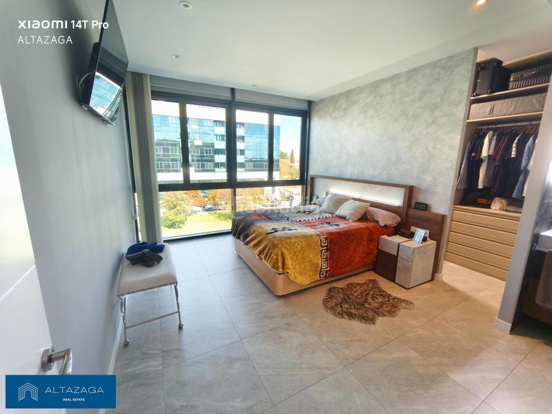 Foto 25bdb61e-8afb-4d86-a356-95ad0ba02939. Appartamento con riscaldamento parcheggio in Dehesa Vieja-Puente Cultural San Sebastián de los Reyes