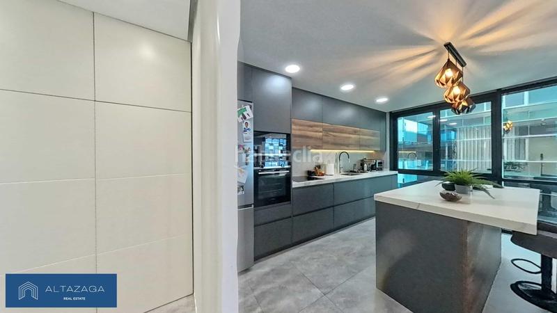 Foto 5b48fe90-8979-4ffa-9833-bcc825d62b95. Appartamento con riscaldamento parcheggio in Dehesa Vieja-Puente Cultural San Sebastián de los Reyes