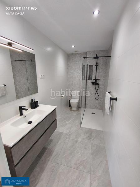 Foto c8d5bdcf-a50b-4820-b9ea-910d5f779b72. Appartamento con riscaldamento parcheggio in Dehesa Vieja-Puente Cultural San Sebastián de los Reyes