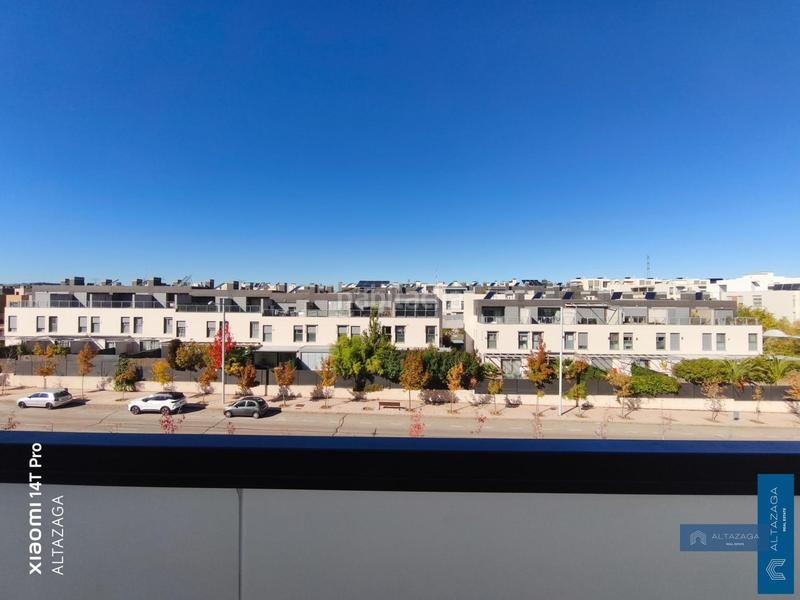 Foto 01a64e3c-8b0d-4777-98ab-6513cf4ff9e8. Pis amb calefacció aparcament piscina a Tempranales San Sebastián de los Reyes