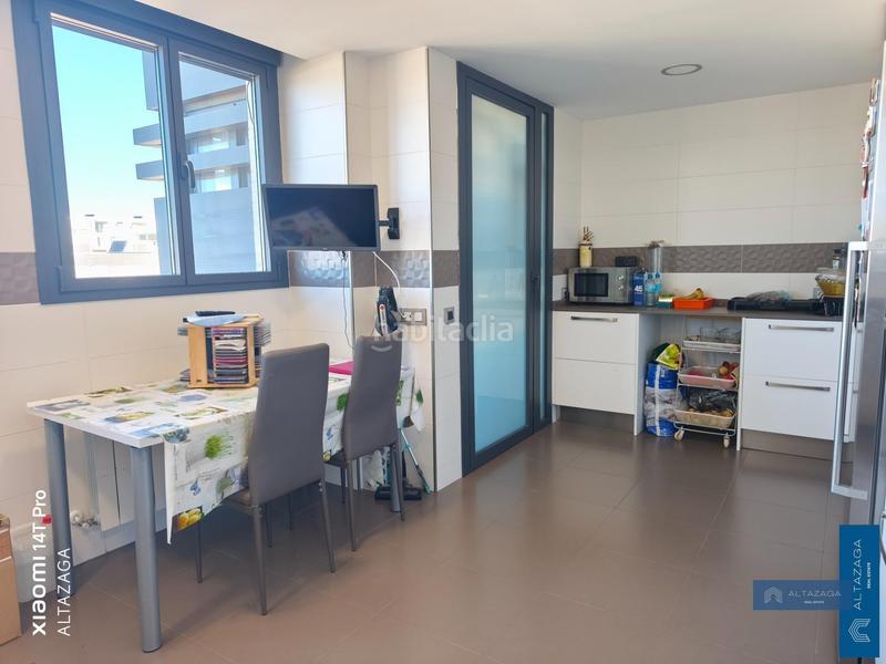 Foto 067c6fbd-059d-4295-b689-96ff759fca16. Pis amb calefacció aparcament piscina a Tempranales San Sebastián de los Reyes