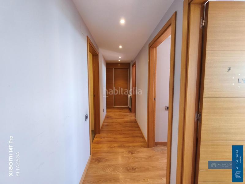 Foto 1c89f965-9c9e-480b-a2b8-8384e448b91f. Pis amb calefacció aparcament piscina a Tempranales San Sebastián de los Reyes