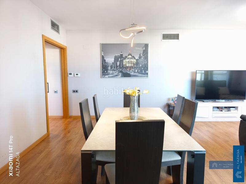 Foto 2a3fb345-e5e6-47ea-8203-9f218164d8ff. Pis amb calefacció aparcament piscina a Tempranales San Sebastián de los Reyes