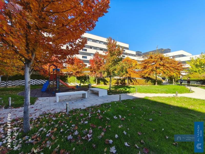 Foto 93d39cff-6e88-4137-b8db-a0ed3b25cdf8. Pis amb calefacció aparcament piscina a Tempranales San Sebastián de los Reyes