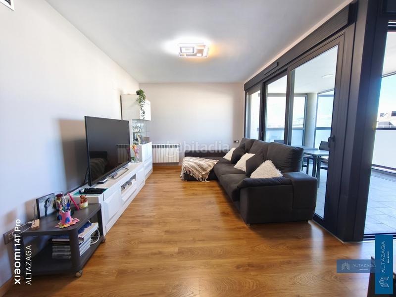 Foto ea86ca50-8305-43fb-95b7-9602e4d16ee5. Pis amb calefacció aparcament piscina a Tempranales San Sebastián de los Reyes