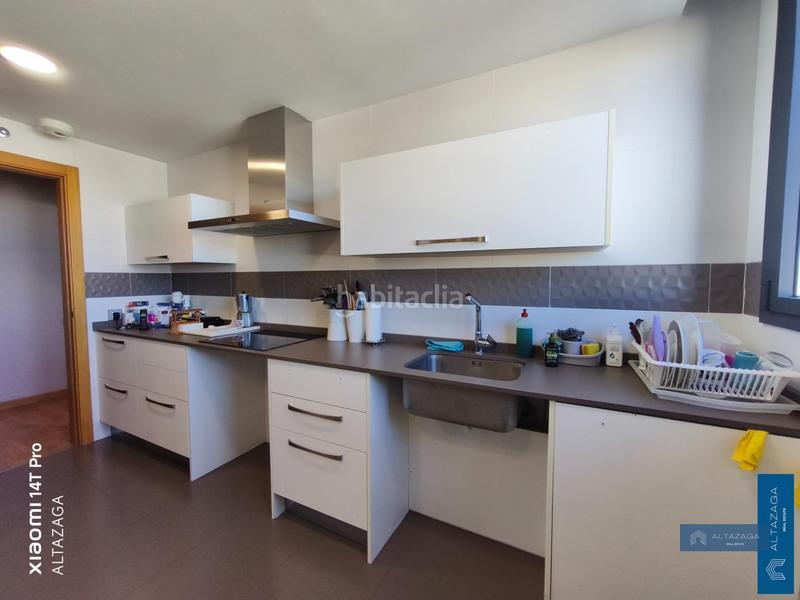 Foto fb10f865-e110-4767-a0e1-06f90be3bf4a. Pis amb calefacció aparcament piscina a Tempranales San Sebastián de los Reyes