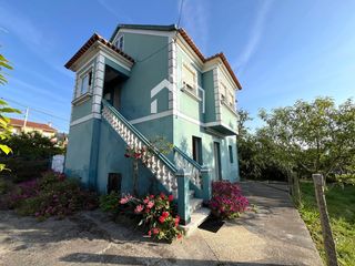 Haus in Bueu. Casa con parcela cerca de las playas de bueu